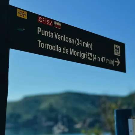 Romy T3 E - A 20m De La De Cala Montgo Torroella De Montgri