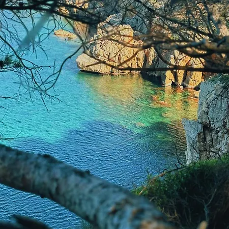 Romy T3 E - A 20m De La De Cala Montgo Torroella De Montgri